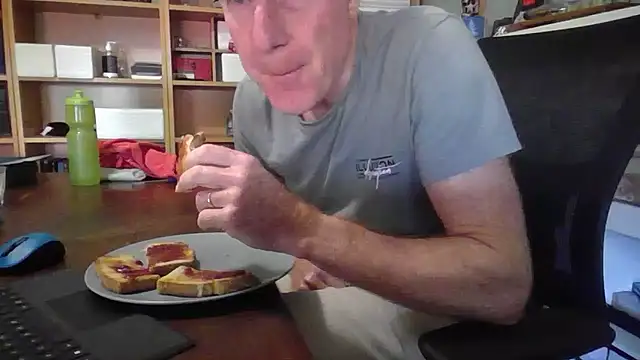 Snapshot of jiggy77777 chatting on 21, 1, 2025 jiggy77777 online show from 21, 1, 2025