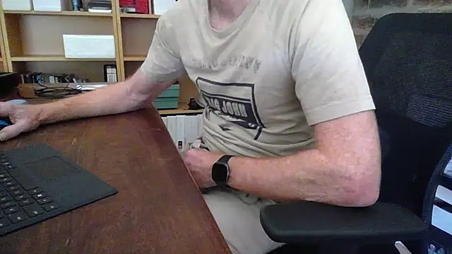 Snapshot of jiggy77777 chatting on 24, 2, 2025 jiggy77777 online show from 24, 2, 2025