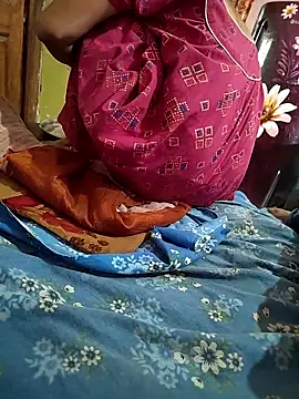 COUPLLE VILLAGE online show from 18, 3, 2025