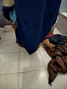 COUPLLE VILLAGE online show from 20, 2, 2026