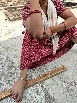 COUPLLE VILLAGE online show from 27, 2, 2025