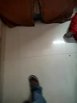 COUPLLE VILLAGE online show from 5, 12, 2025