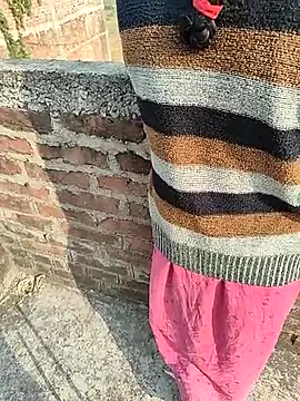 COUPLLE VILLAGE online show from 25, 11, 2025