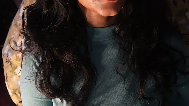 -AyeshaSinghania- online show from 12, 2, 2026