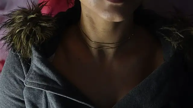 -AyeshaSinghania- online show from 1, 12, 2025