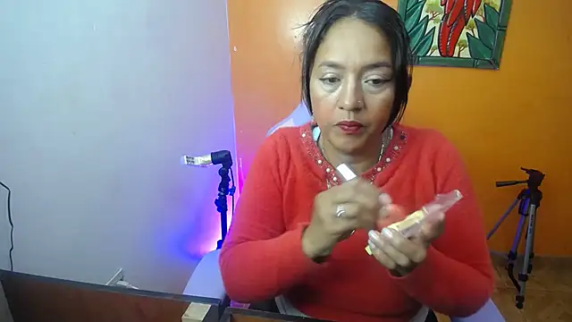 daleska ayala 1 online show from 11, 2, 2025
