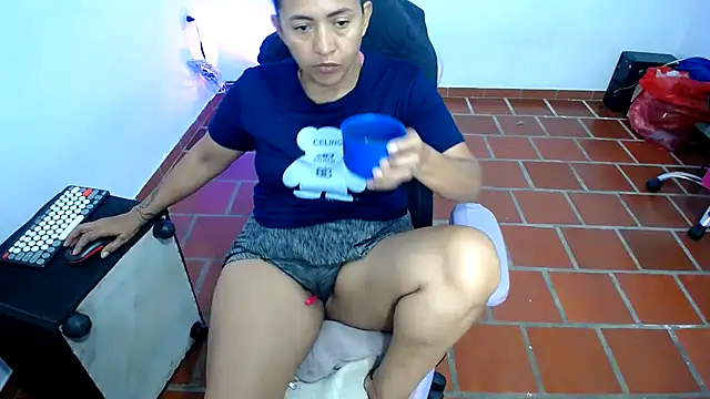 daleska ayala 1 online show from 4, 2, 2026