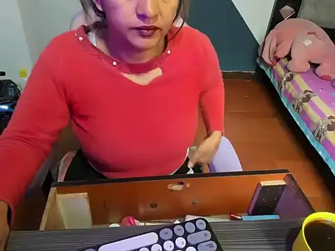 daleska ayala 1 online show from 8, 10, 2025