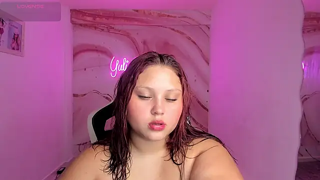 Snapshot of YuliCardona_ chatting on 4, 11, 2025 YuliCardona online show from 4, 11, 2025