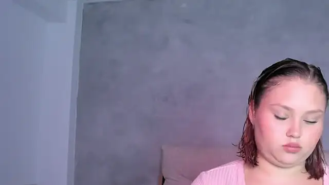 Snapshot of YuliCardona_ chatting on 25, 6, 2026 YuliCardona online show from 25, 6, 2026