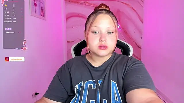 YuliCardona  online show from 25, 3, 2026