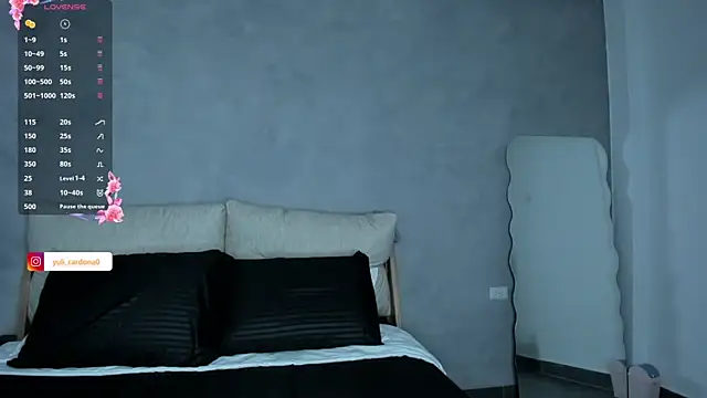 Snapshot of YuliCardona_ chatting on 5, 6, 2026 YuliCardona online show from 5, 6, 2026