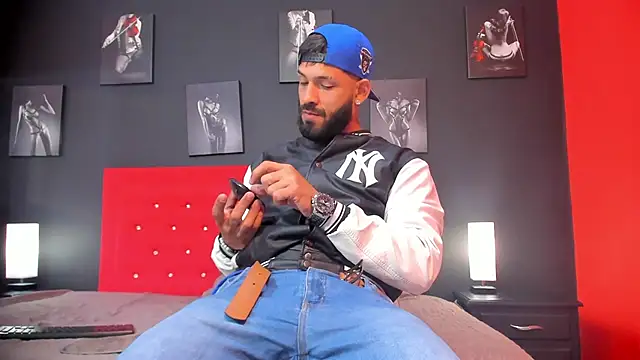 Thiagogomez online show from 13, 1, 2025