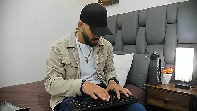 Thiagogomez online show from 7, 2, 2026