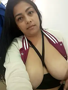 Snapshot of ViolettAndCandy chatting on 20, 2, 2025 ViolettAndCandy online show from 20, 2, 2025