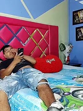 ViolettAndCandy online show from 17, 12, 2025