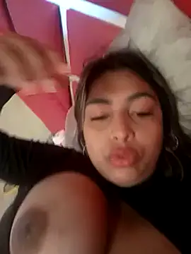 Snapshot of ViolettAndCandy chatting on 9, 9, 2025 ViolettAndCandy online show from 9, 9, 2025