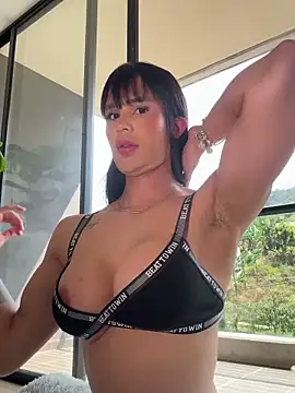 Snapshot of Helenbronwx chatting on 7, 1, 2025 Helenbronwx online show from 7, 1, 2025