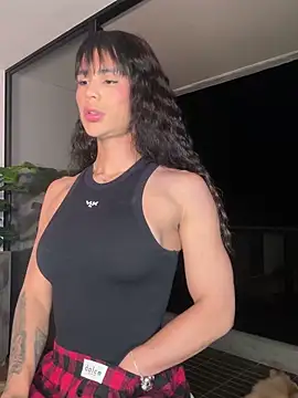 Snapshot of Helenbronwx chatting on 4, 1, 2025 Helenbronwx online show from 4, 1, 2025