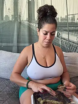 Bigbuttbrooklynn online show from 8, 4, 2026