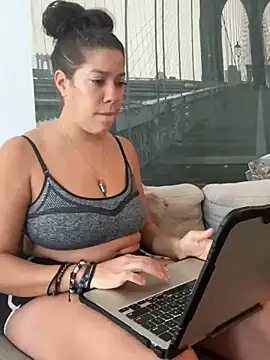 Bigbuttbrooklynn online show from 28, 2, 2025
