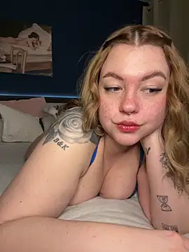 VictoriaLaFleur online show from 2, 1, 2025