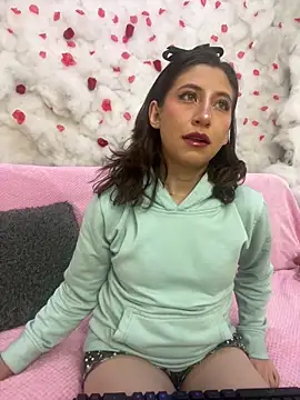 SkarletJhonson  online show from 28, 3, 2026