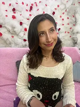 SkarletJhonson  online show from 17, 4, 2026