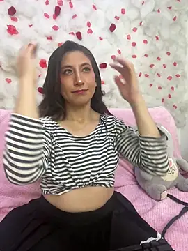 SkarletJhonson  online show from 3, 4, 2026