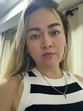 Danielavegax online show from 27, 5, 2026