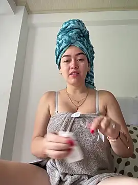 Danielavegax online show from 17, 5, 2026