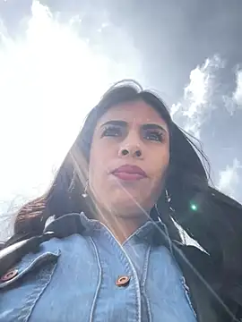 Astrid-- online show from 10, 4, 2026