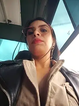 Snapshot of Astrid-- chatting on 1, 6, 2026 Astrid-- online show from 1, 6, 2026