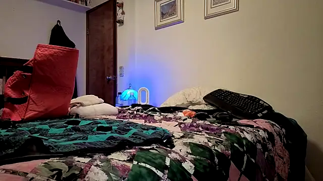 HandsumHungDaddy online show from 17, 3, 2026