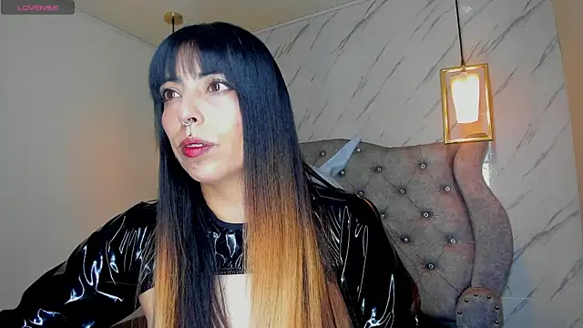 Alice Laurentt online show from 24, 7, 2026