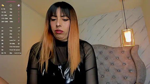 Alice Laurentt online show from 14, 9, 2025