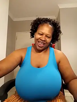 bustylisa1983 online show from 25, 2, 2025
