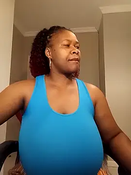 bustylisa1983 online show from 24, 4, 2026