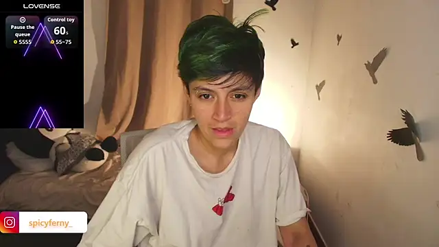 9 Fernanda 9 online show from 25, 10, 2025