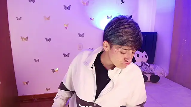 9 Fernanda 9 online show from 18, 11, 2025