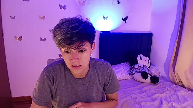 9 Fernanda 9 online show from 20, 11, 2025