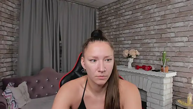 SarahCoksss online show from 9, 4, 2026