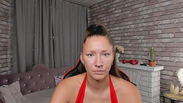 SarahCoksss online show from 17, 7, 2026