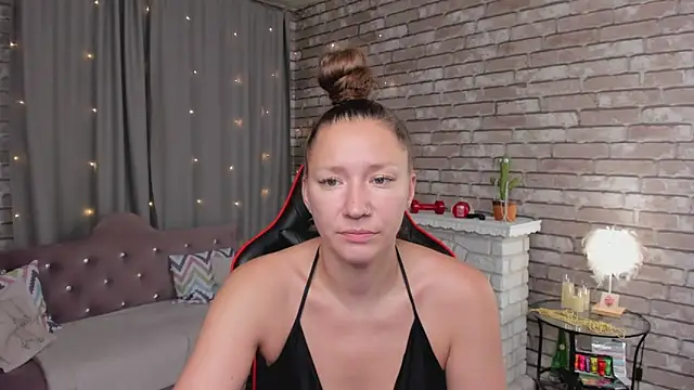 SarahCoksss online show from 10, 6, 2026