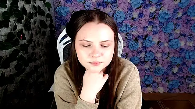 IxxiLiana online show from 14, 9, 2025
