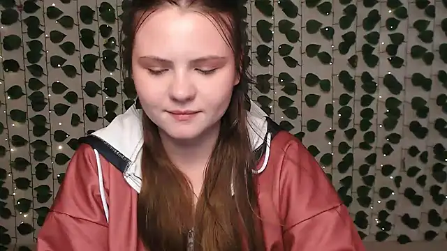 IxxiLiana online show from 10, 2, 2025