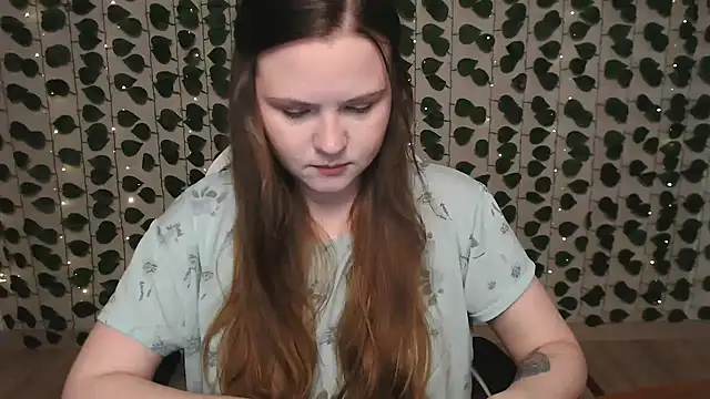 IxxiLiana online show from 27, 2, 2025