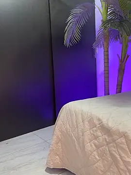 Mau White online show from 8, 2, 2026