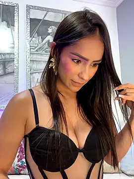 Mau White online show from 19, 10, 2025