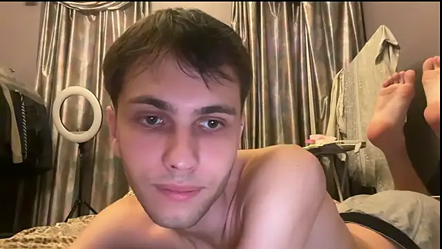 Snapshot of fcherthth chatting on 9, 6, 2026 fcherthth online show from 9, 6, 2026